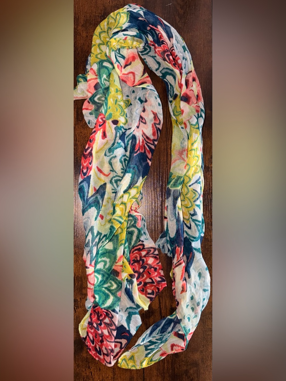Bloomingdales Lightweight Floral Scarf in Multicolor Floral Print